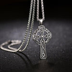 Pendentif croix Celtique avec sa chaîne