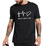 T-shirt Jésus - Foi Espoir Amour blanc porté par un mannequin