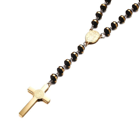 Chapelet Catholique en Perles Polies Noire et Or détail de la croix